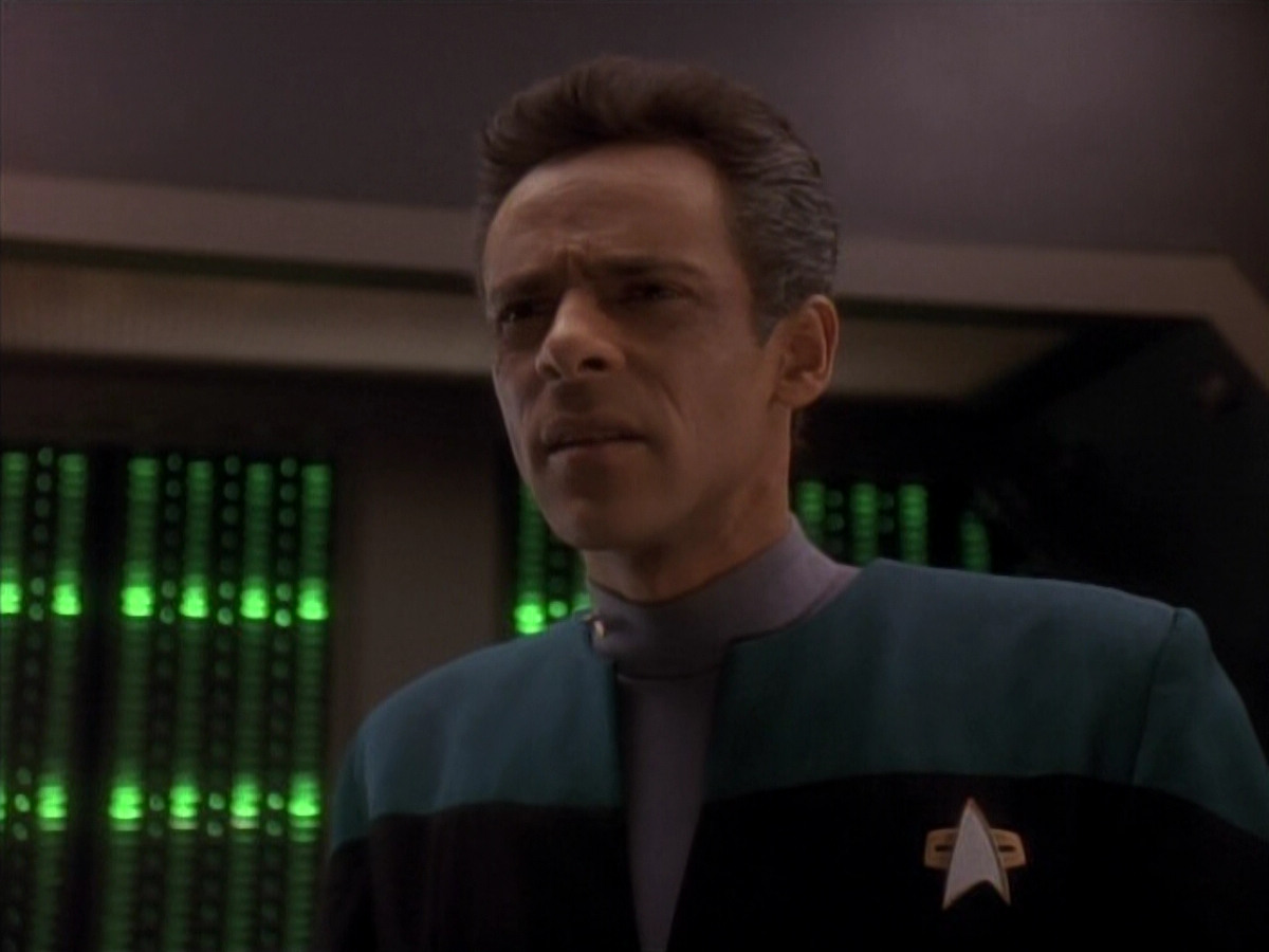 extant_StarTrek_DS9_3x18-DistantVoices_01011.jpg