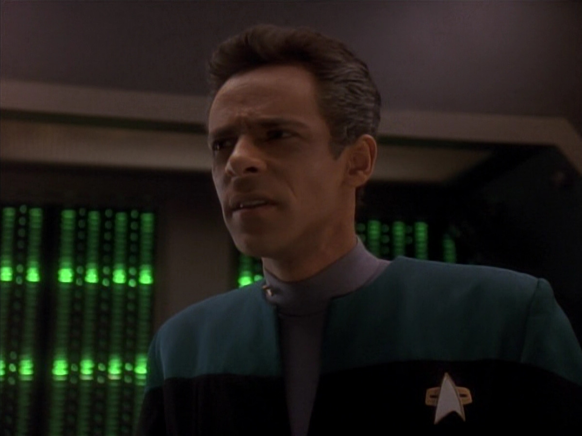 extant_StarTrek_DS9_3x18-DistantVoices_01012.jpg