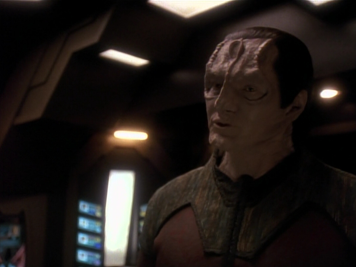 extant_StarTrek_DS9_3x18-DistantVoices_01052.jpg
