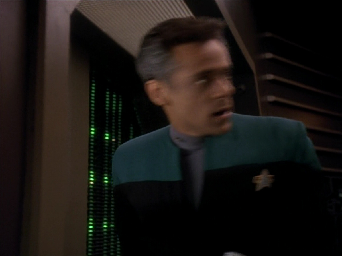 extant_StarTrek_DS9_3x18-DistantVoices_01059.jpg