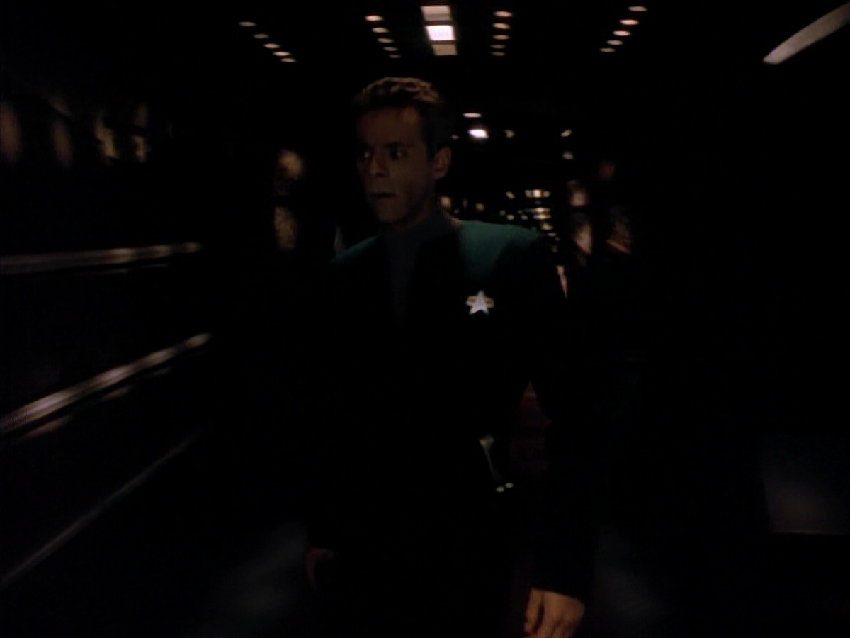 extant_StarTrek_DS9_3x18-DistantVoices_01081.jpg