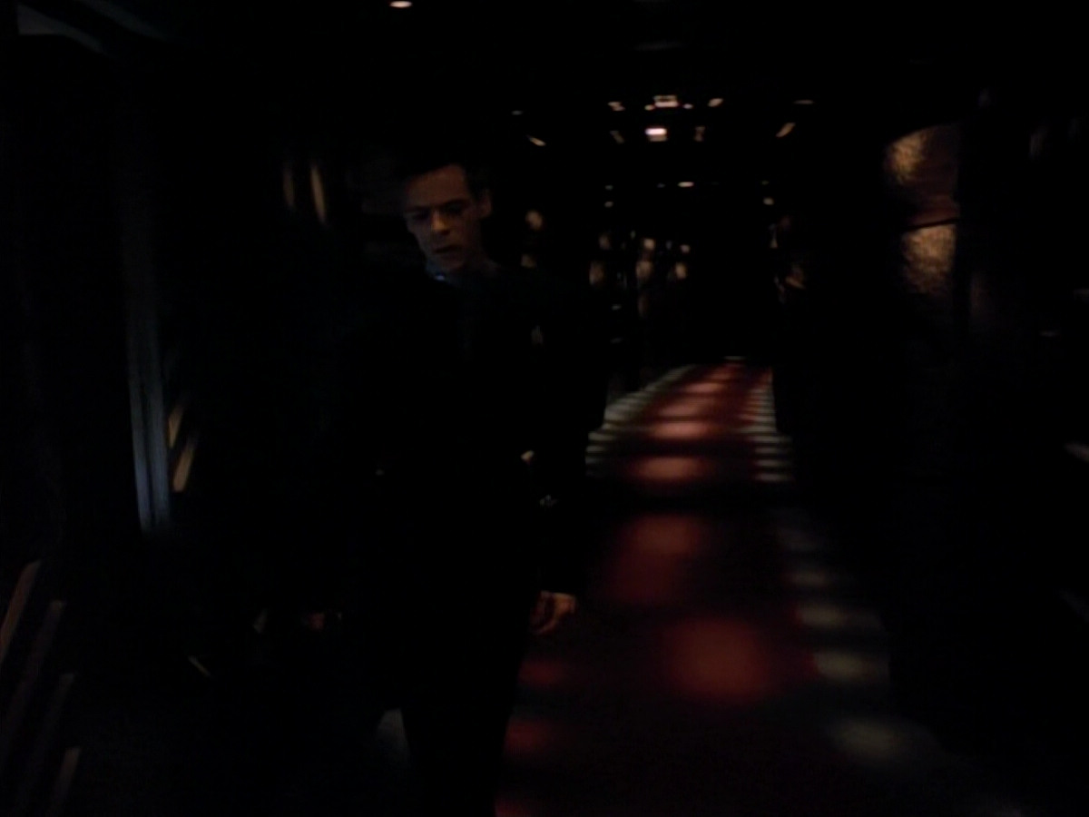 extant_StarTrek_DS9_3x18-DistantVoices_01098.jpg
