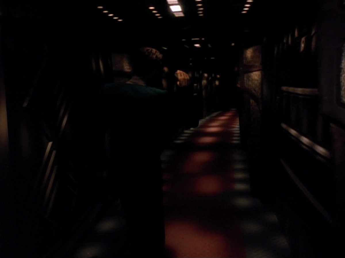 extant_StarTrek_DS9_3x18-DistantVoices_01103.jpg