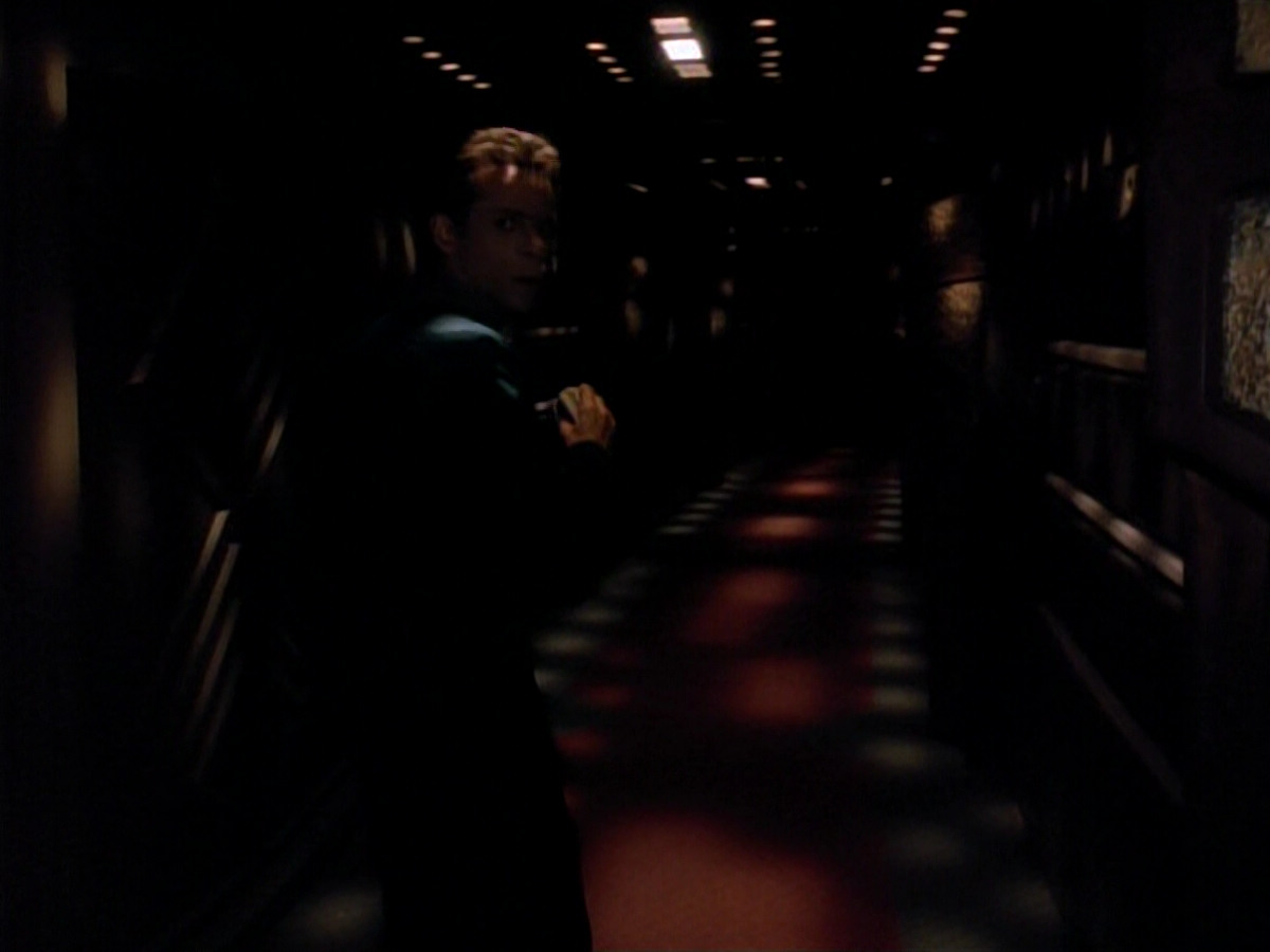 extant_StarTrek_DS9_3x18-DistantVoices_01107.jpg