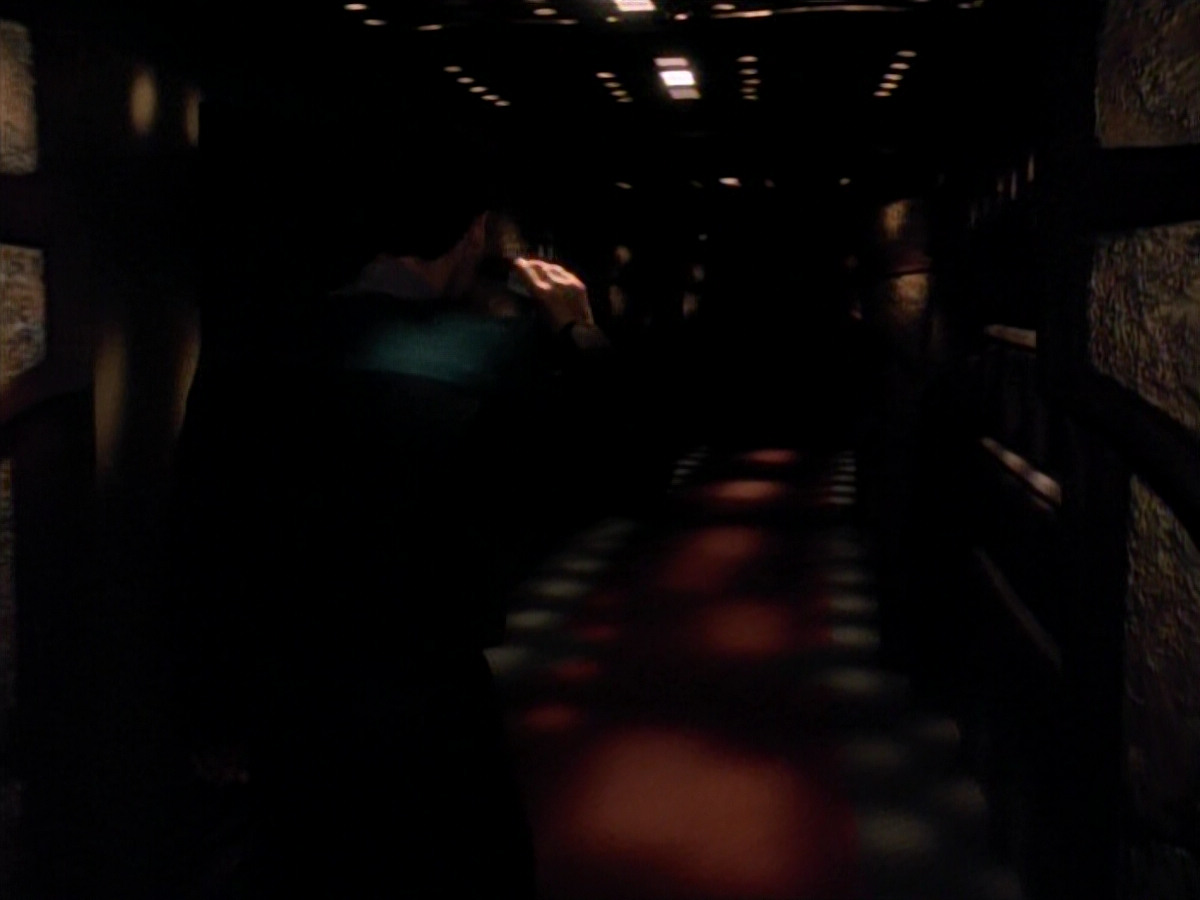 extant_StarTrek_DS9_3x18-DistantVoices_01109.jpg