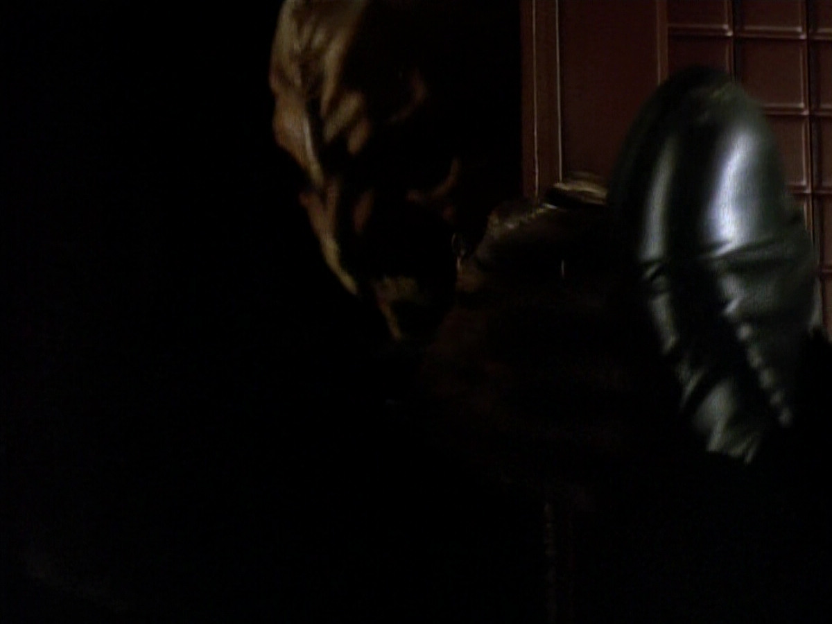 extant_StarTrek_DS9_3x18-DistantVoices_01151.jpg