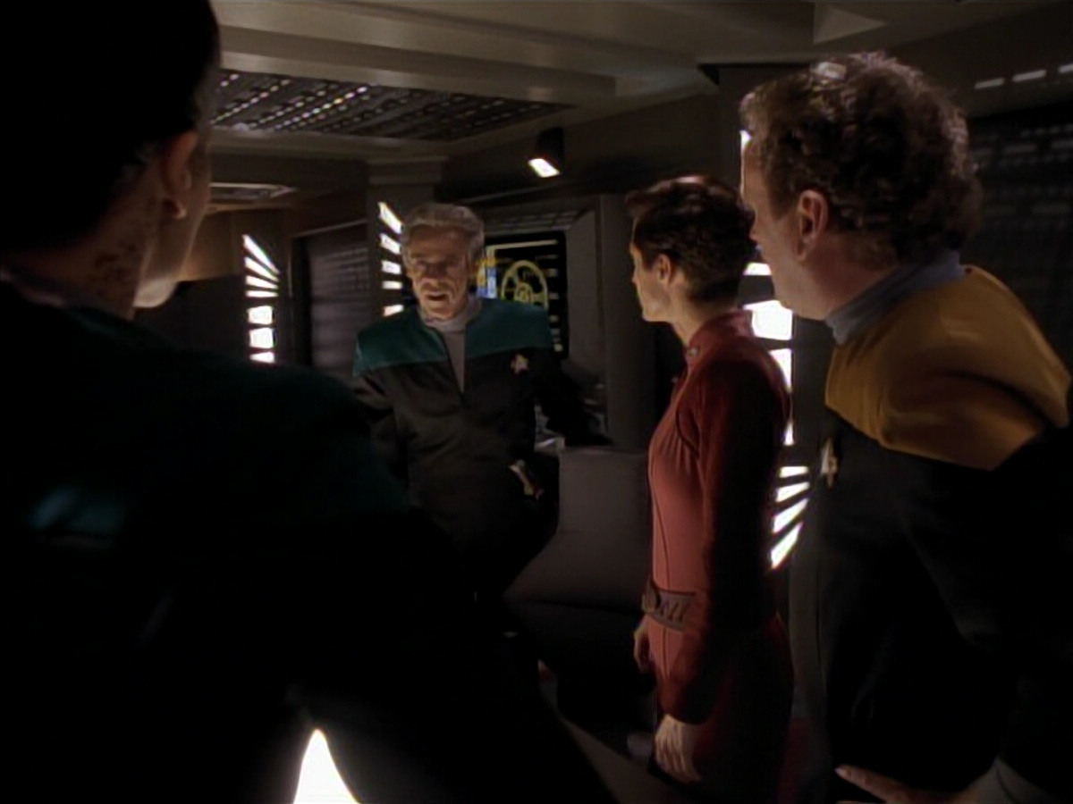 extant_StarTrek_DS9_3x18-DistantVoices_01256.jpg