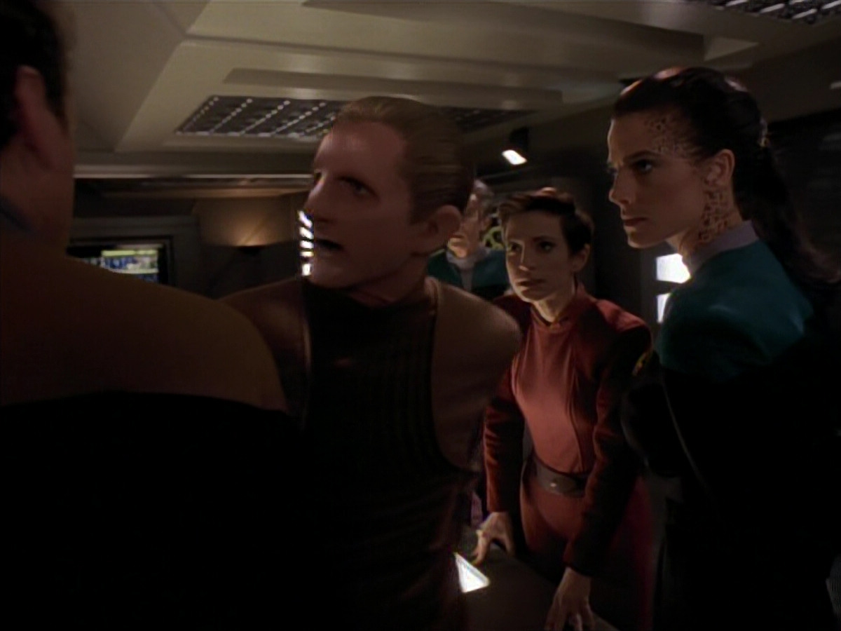 extant_StarTrek_DS9_3x18-DistantVoices_01283.jpg