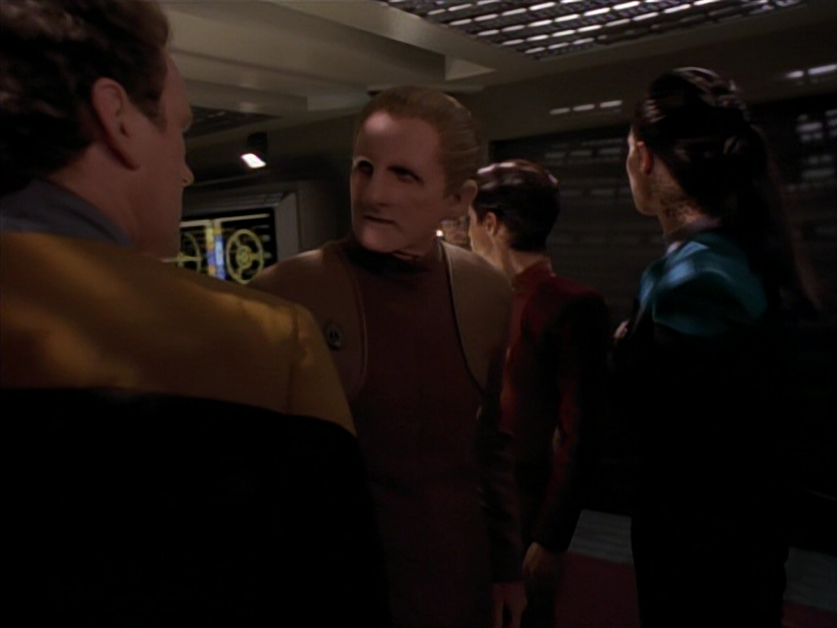 extant_StarTrek_DS9_3x18-DistantVoices_01289.jpg