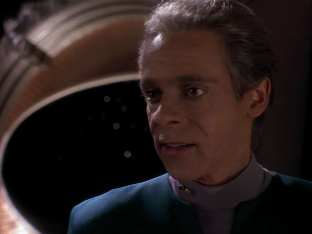 extant_StarTrek_DS9_3x18-DistantVoices_01298.jpg