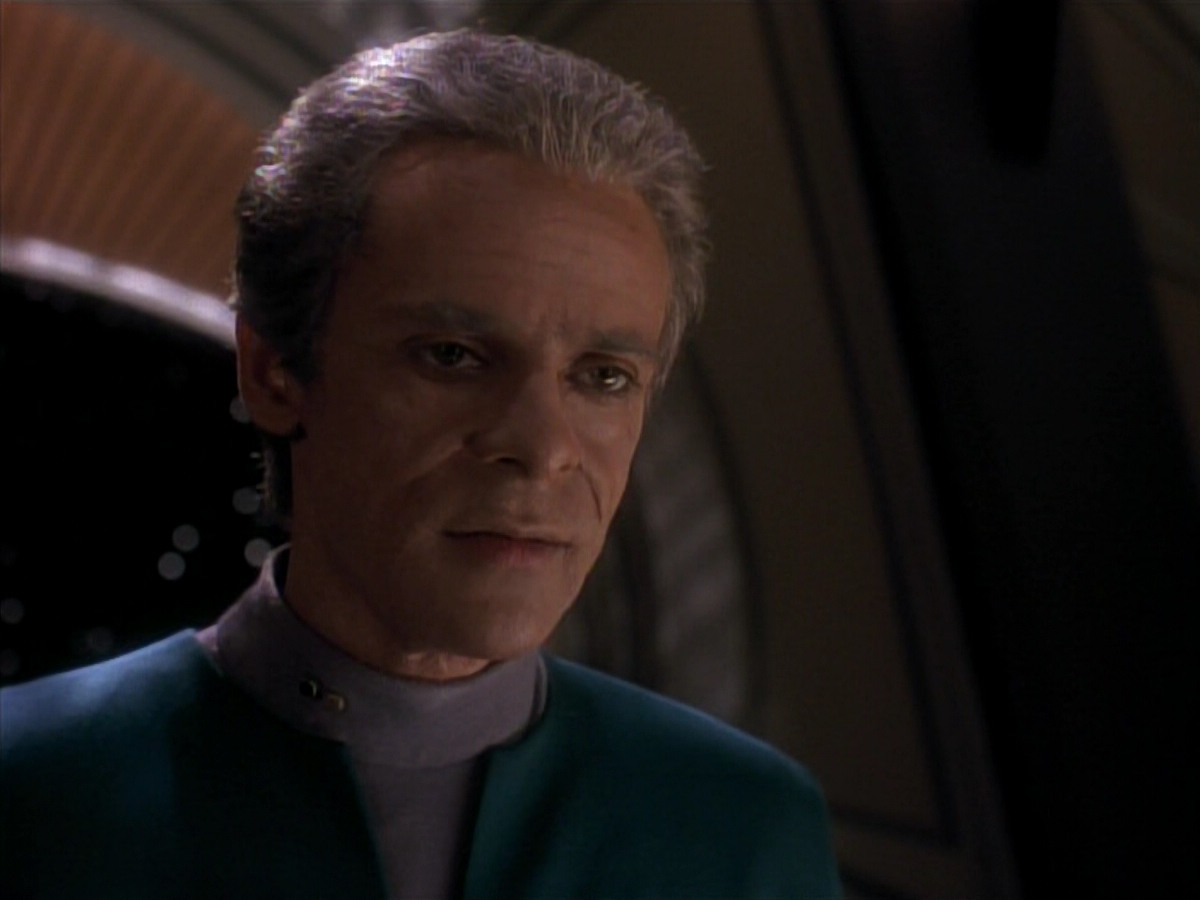 extant_StarTrek_DS9_3x18-DistantVoices_01325.jpg