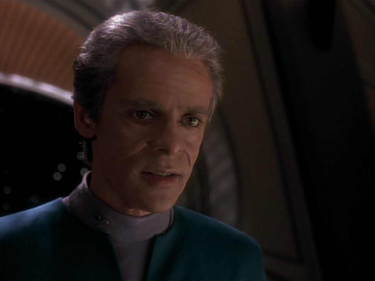 extant_StarTrek_DS9_3x18-DistantVoices_01326.jpg