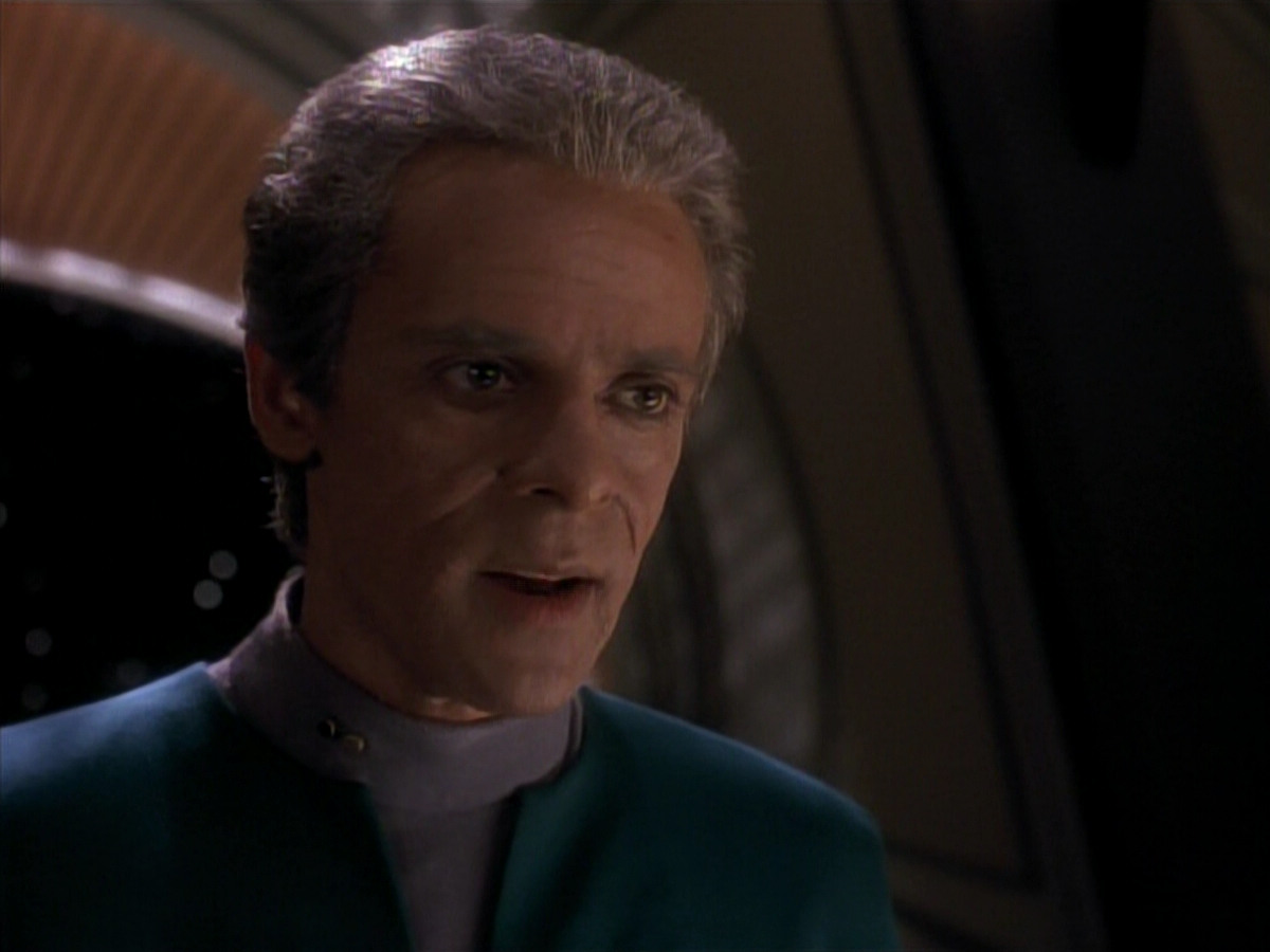 extant_StarTrek_DS9_3x18-DistantVoices_01327.jpg