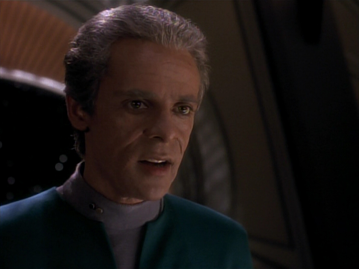 extant_StarTrek_DS9_3x18-DistantVoices_01328.jpg