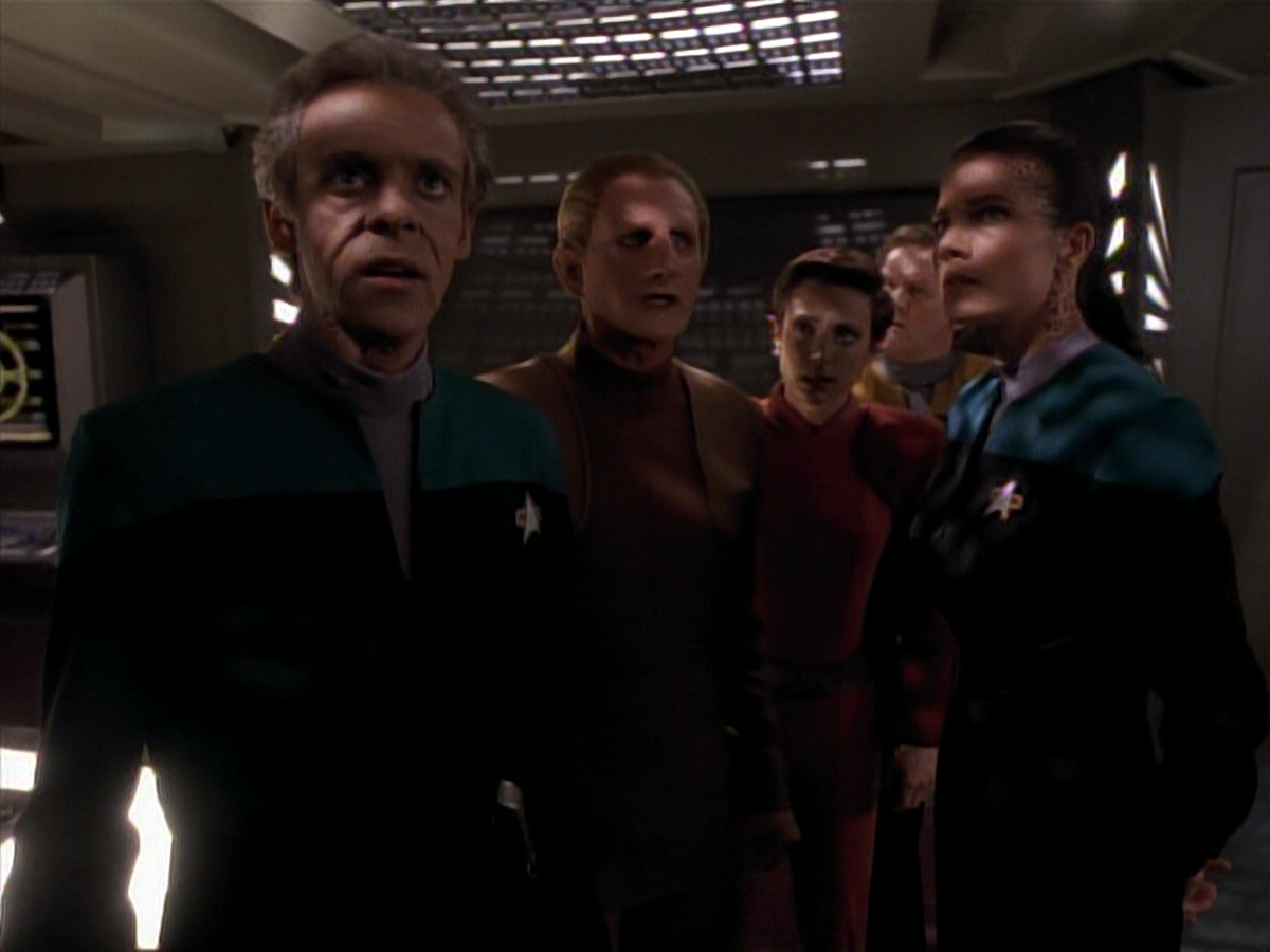 extant_StarTrek_DS9_3x18-DistantVoices_01350.jpg