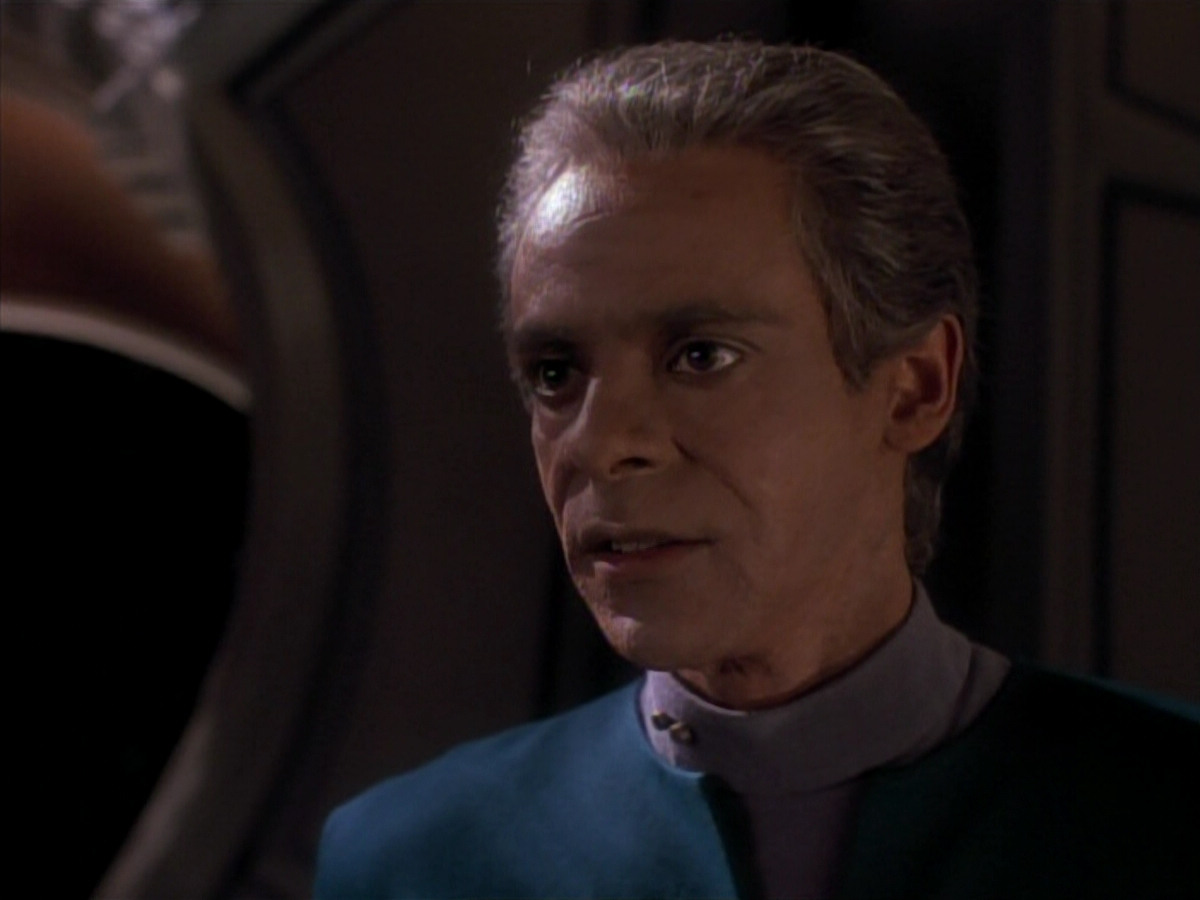 extant_StarTrek_DS9_3x18-DistantVoices_01401.jpg