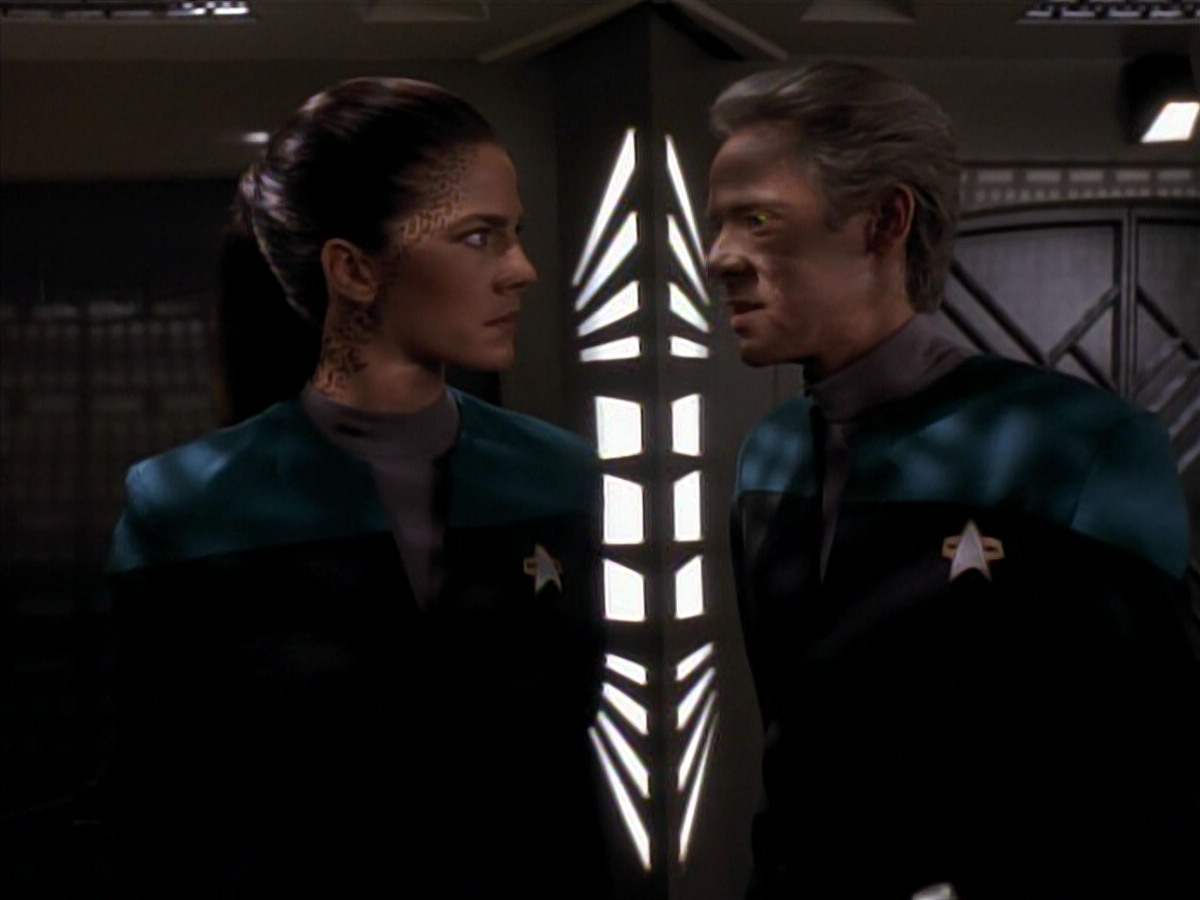extant_StarTrek_DS9_3x18-DistantVoices_01445.jpg