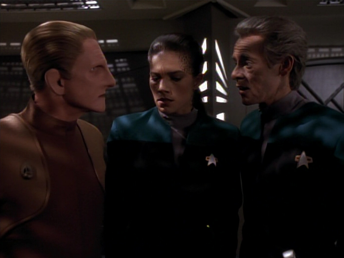 extant_StarTrek_DS9_3x18-DistantVoices_01453.jpg