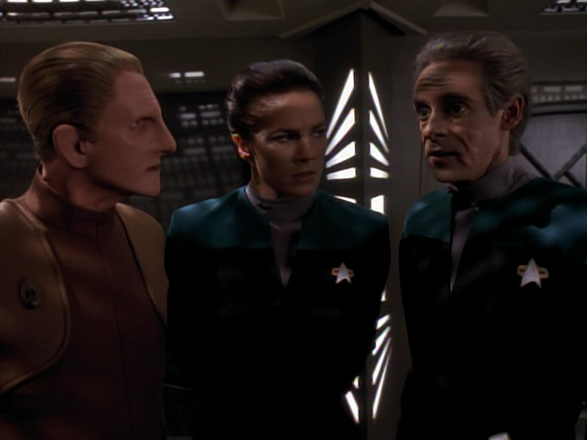 extant_StarTrek_DS9_3x18-DistantVoices_01456.jpg