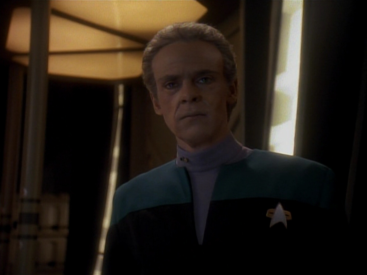 extant_StarTrek_DS9_3x18-DistantVoices_01512.jpg