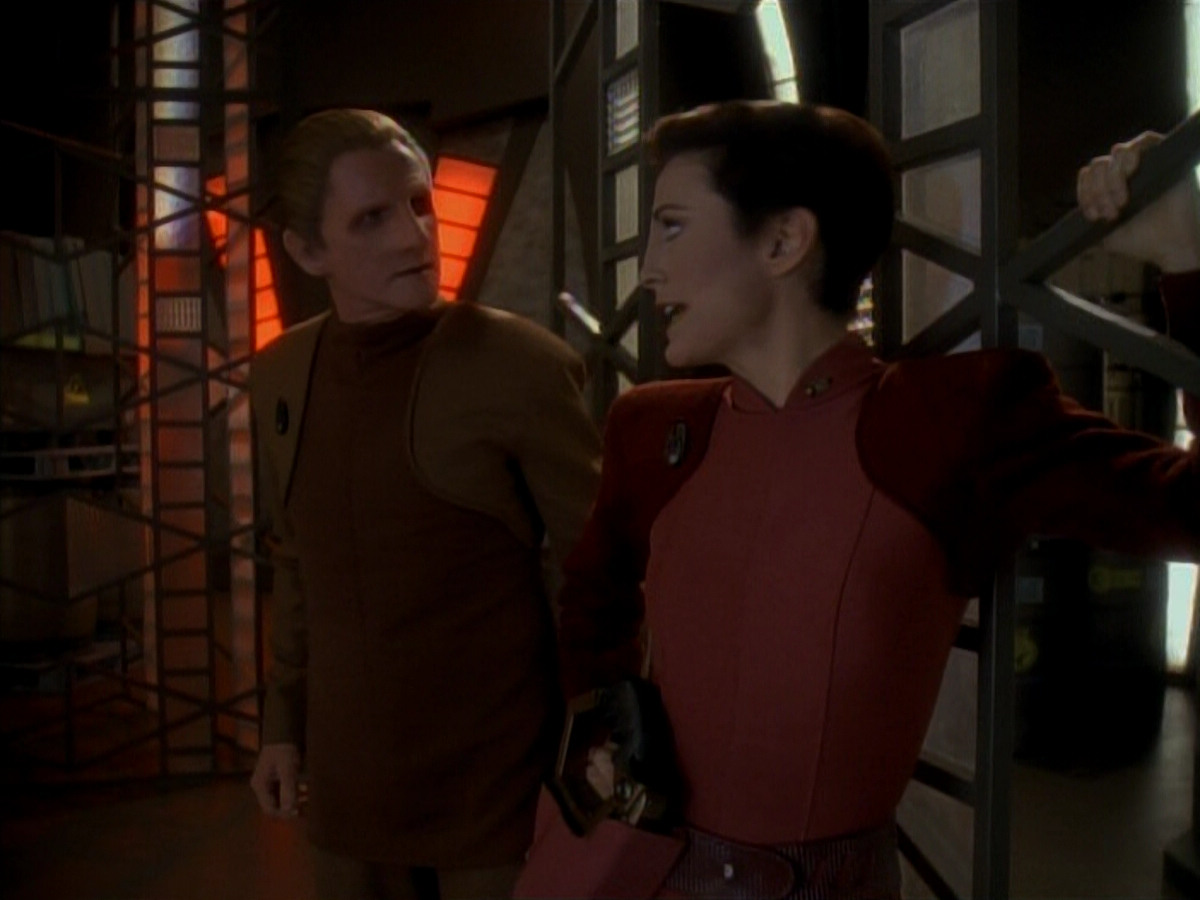 extant_StarTrek_DS9_3x18-DistantVoices_01532.jpg