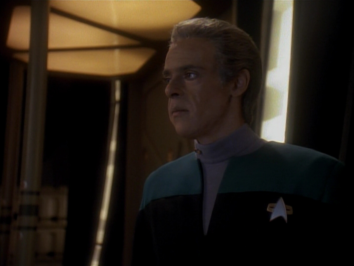 extant_StarTrek_DS9_3x18-DistantVoices_01536.jpg