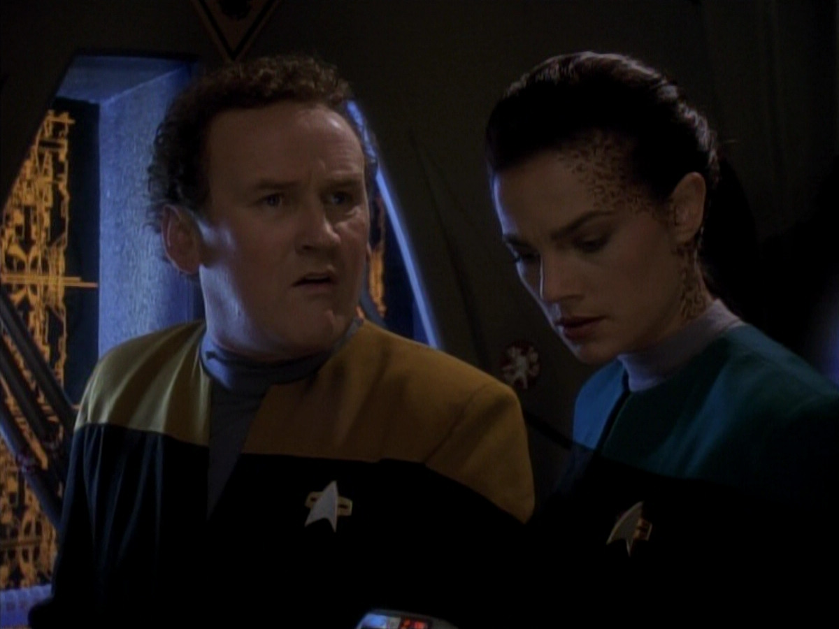 extant_StarTrek_DS9_3x18-DistantVoices_01562.jpg