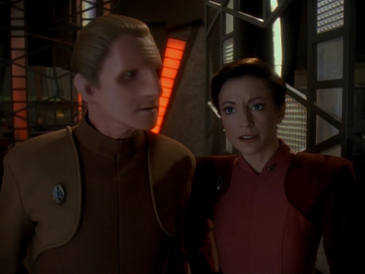 extant_StarTrek_DS9_3x18-DistantVoices_01584.jpg