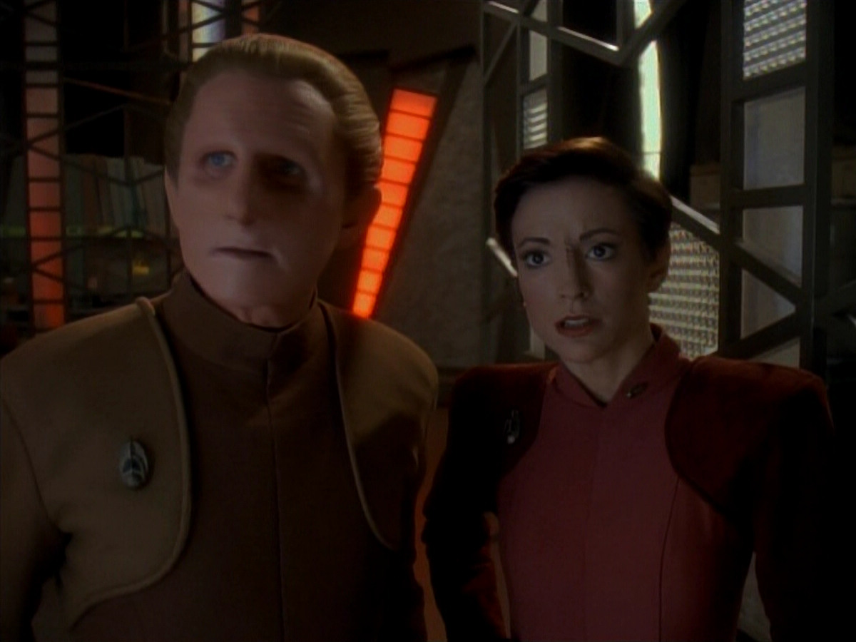 extant_StarTrek_DS9_3x18-DistantVoices_01585.jpg