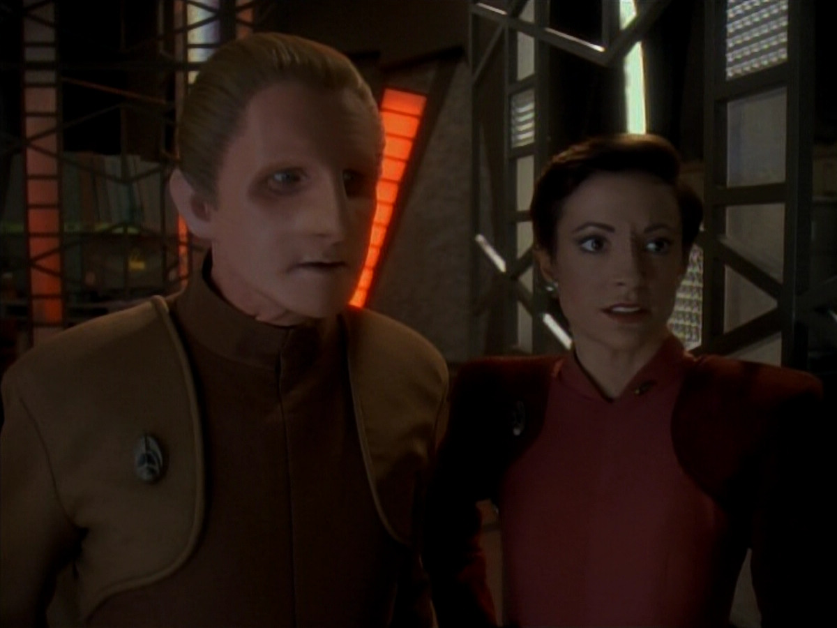 extant_StarTrek_DS9_3x18-DistantVoices_01598.jpg