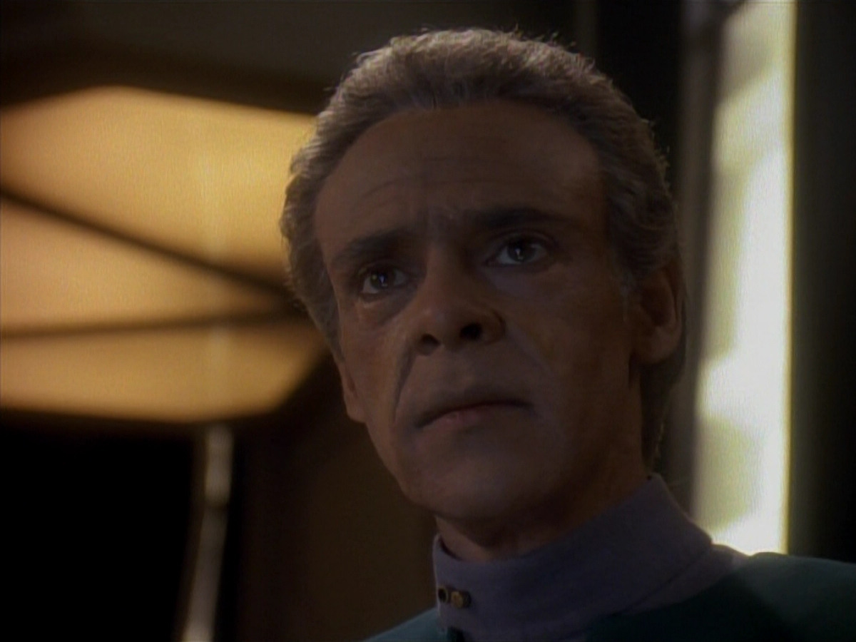 extant_StarTrek_DS9_3x18-DistantVoices_01679.jpg