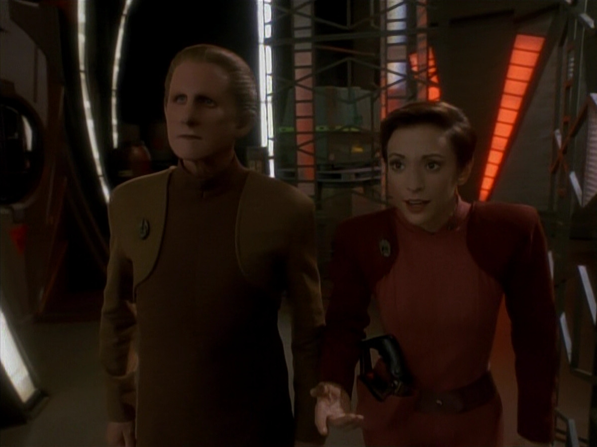 extant_StarTrek_DS9_3x18-DistantVoices_01690.jpg