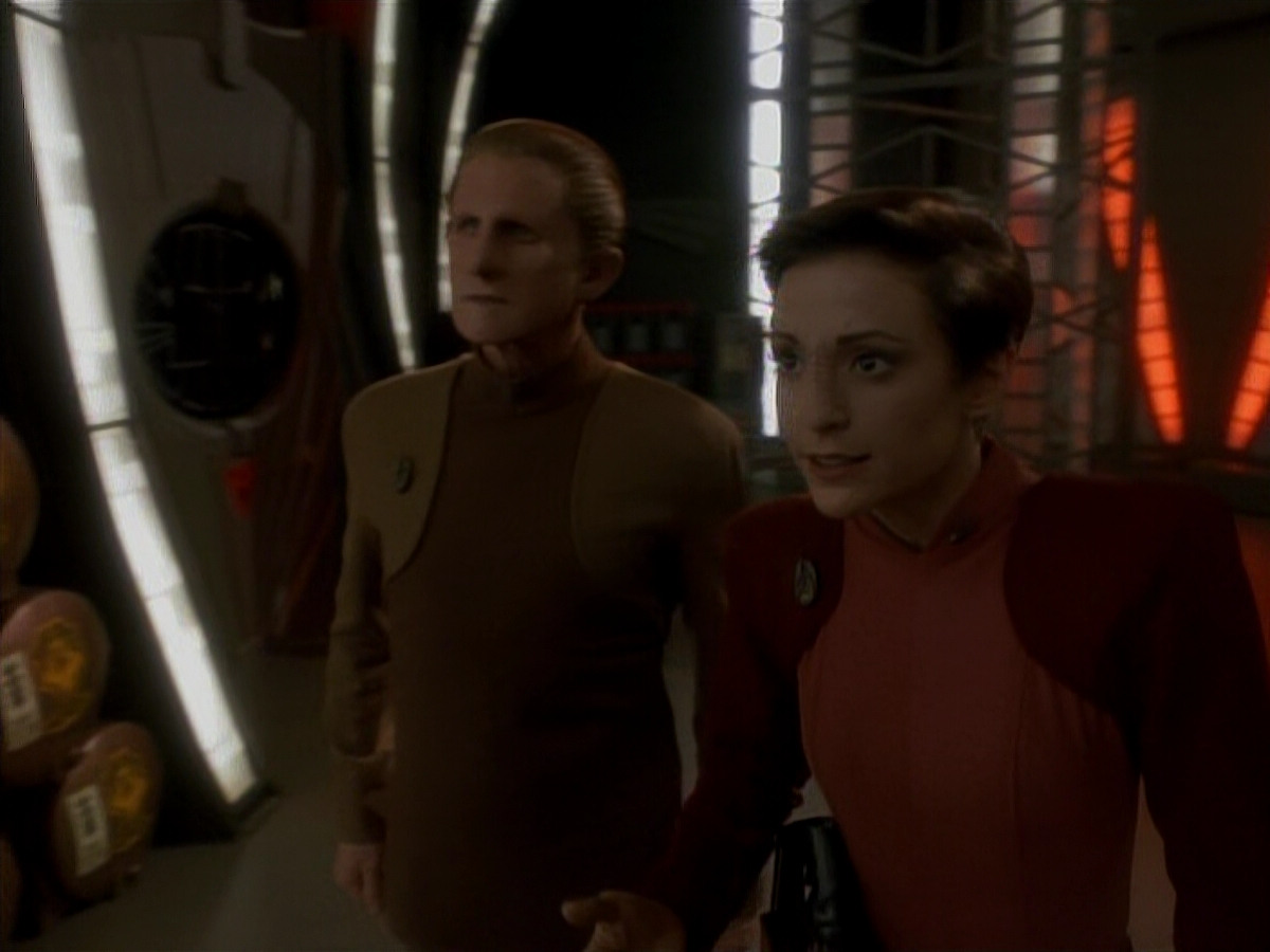 extant_StarTrek_DS9_3x18-DistantVoices_01691.jpg