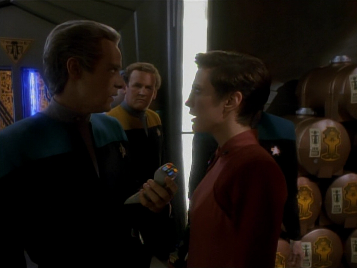 extant_StarTrek_DS9_3x18-DistantVoices_01700.jpg