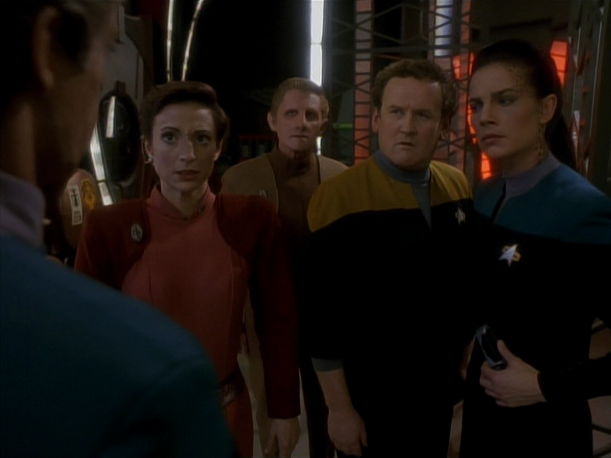 extant_StarTrek_DS9_3x18-DistantVoices_01768.jpg