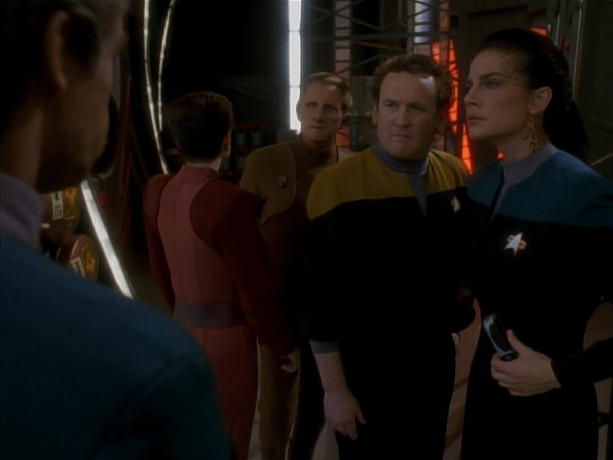 extant_StarTrek_DS9_3x18-DistantVoices_01822.jpg