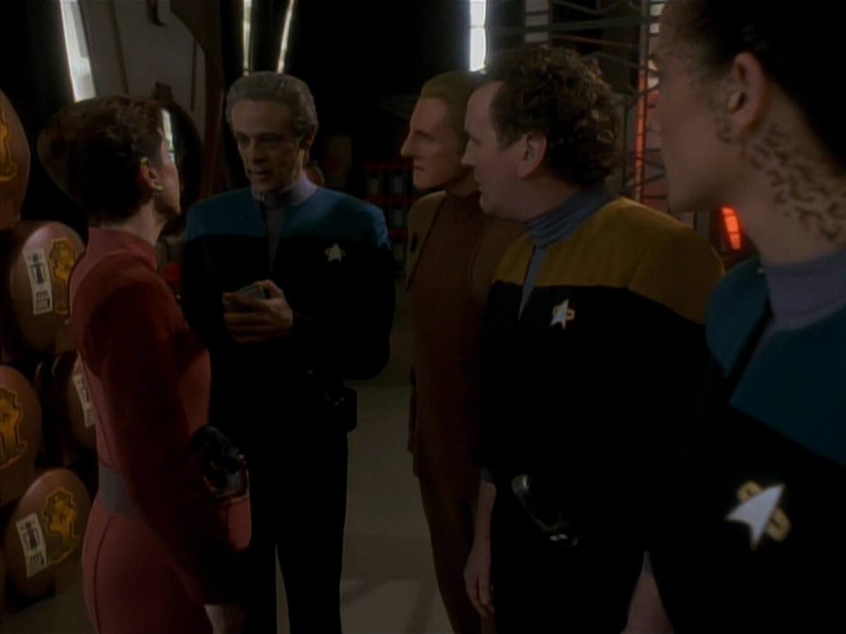 extant_StarTrek_DS9_3x18-DistantVoices_01870.jpg