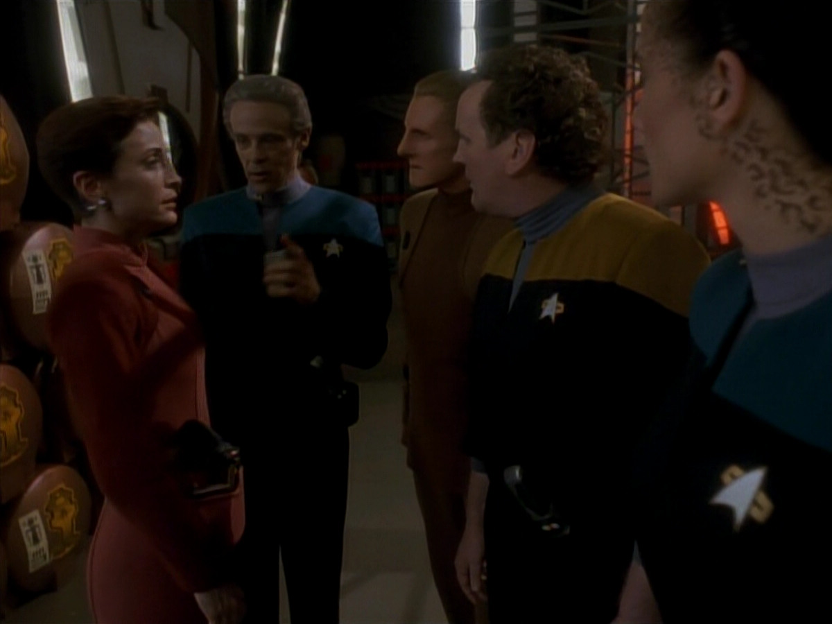 extant_StarTrek_DS9_3x18-DistantVoices_01871.jpg