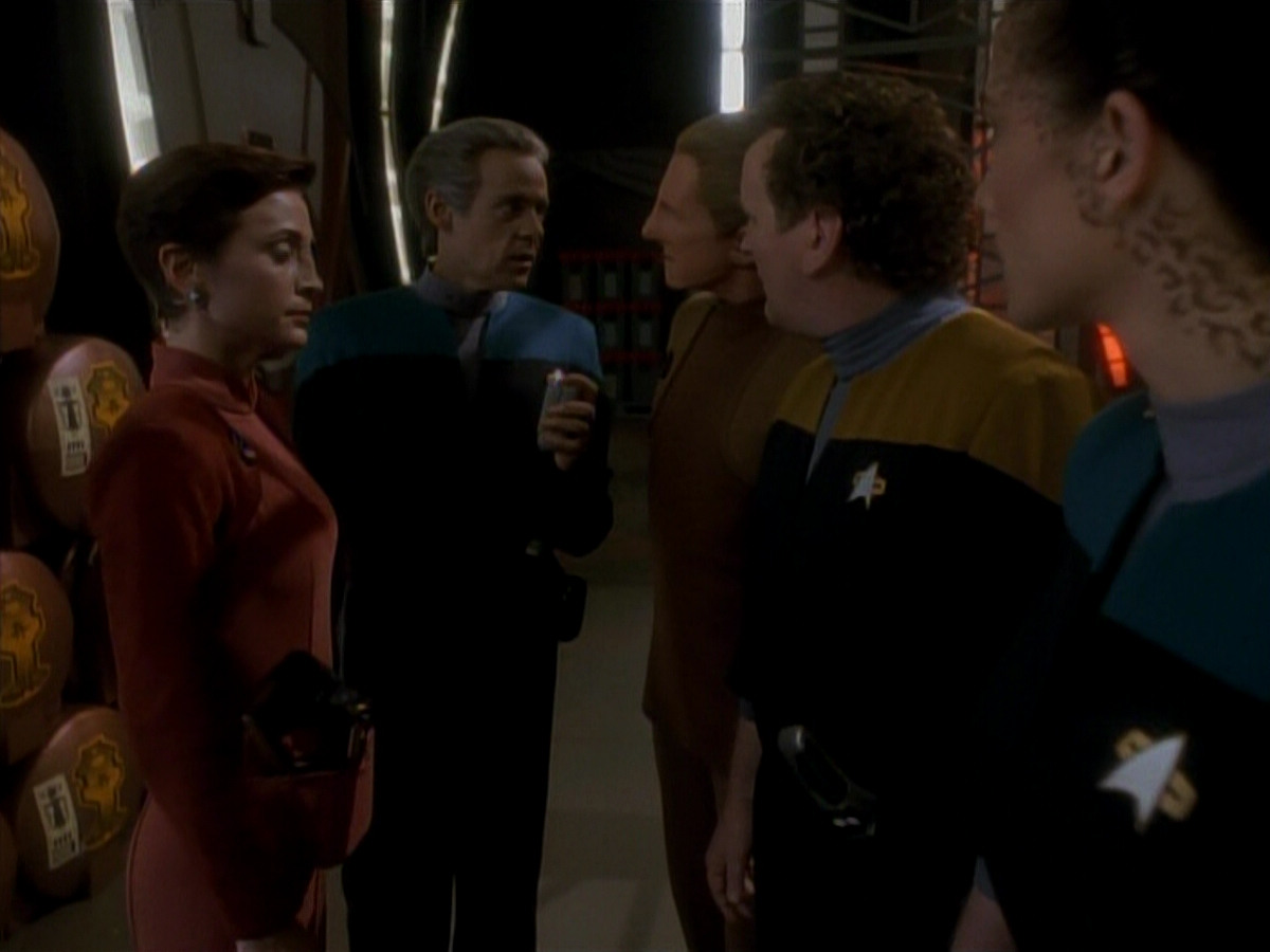 extant_StarTrek_DS9_3x18-DistantVoices_01873.jpg