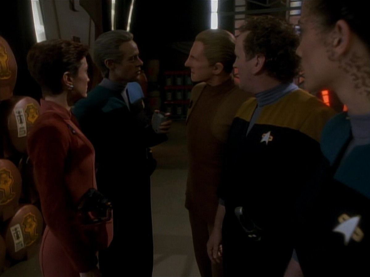extant_StarTrek_DS9_3x18-DistantVoices_01877.jpg