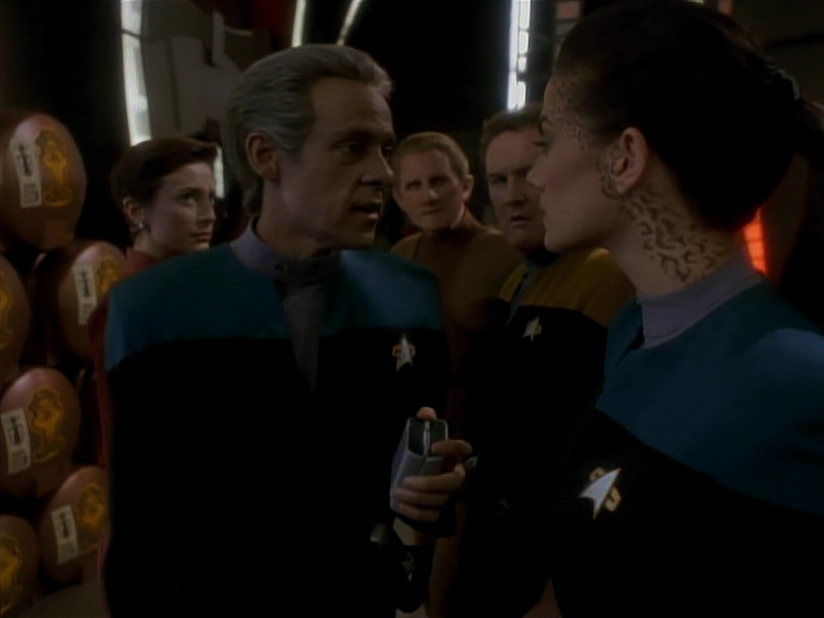 extant_StarTrek_DS9_3x18-DistantVoices_01886.jpg
