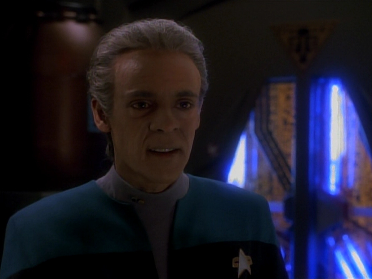 extant_StarTrek_DS9_3x18-DistantVoices_01938.jpg