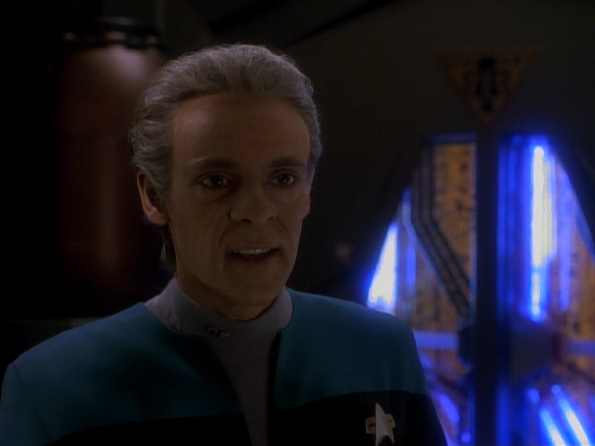extant_StarTrek_DS9_3x18-DistantVoices_01945.jpg