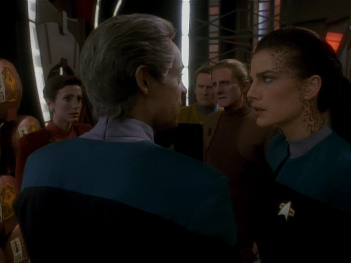 extant_StarTrek_DS9_3x18-DistantVoices_01956.jpg