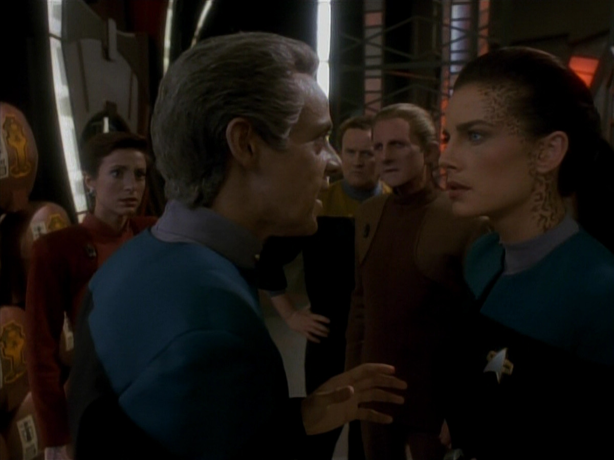 extant_StarTrek_DS9_3x18-DistantVoices_01957.jpg