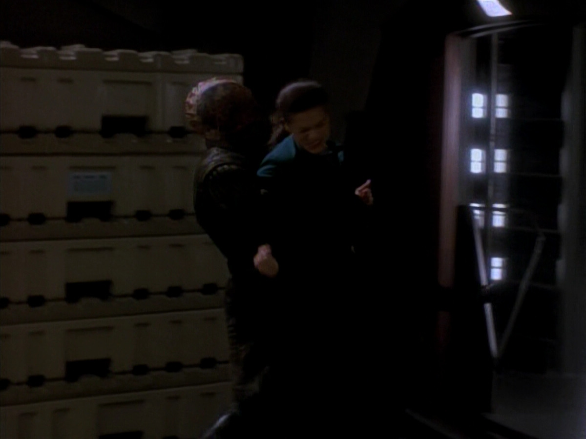 extant_StarTrek_DS9_3x18-DistantVoices_01972.jpg