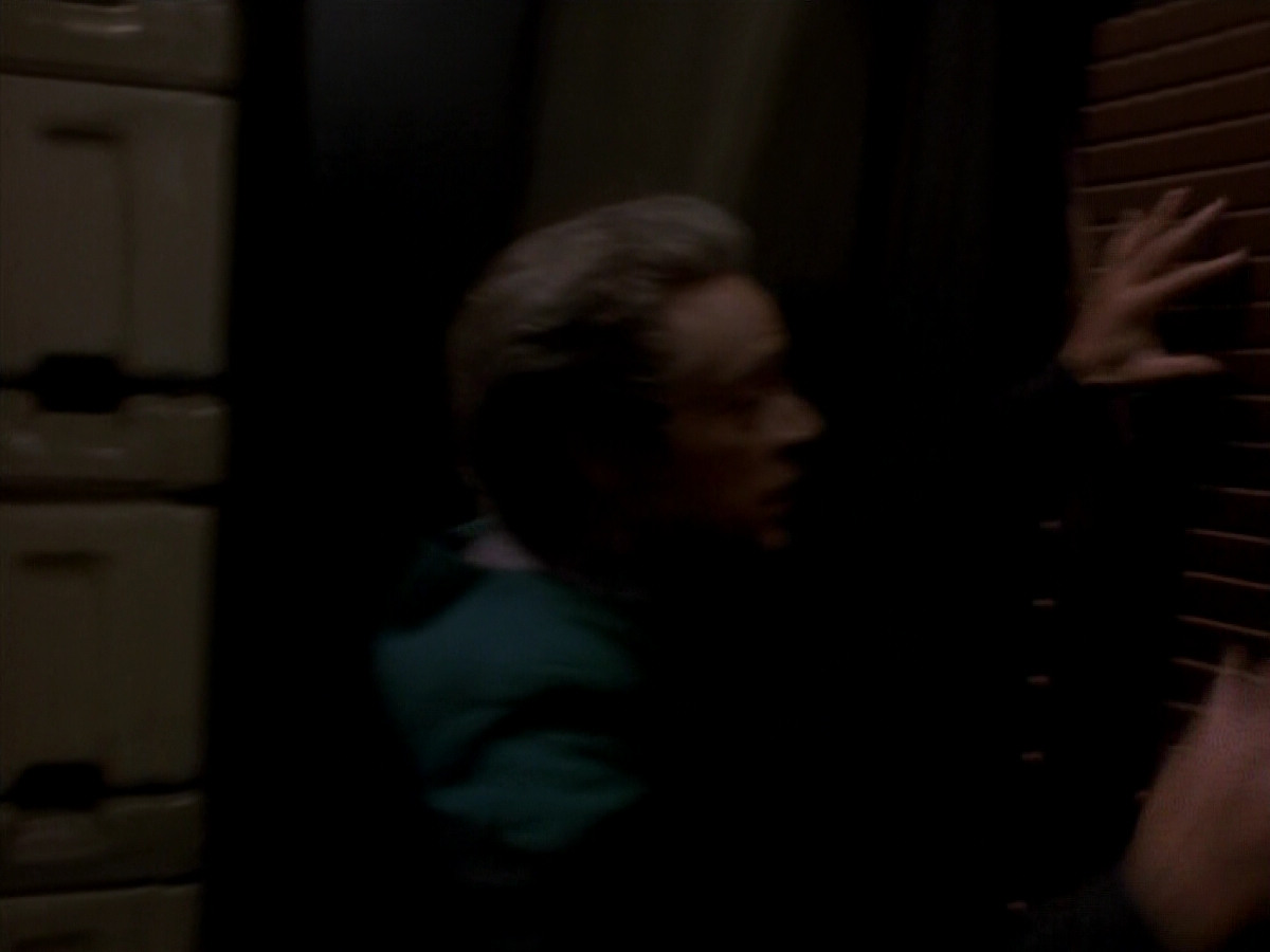 extant_StarTrek_DS9_3x18-DistantVoices_01981.jpg