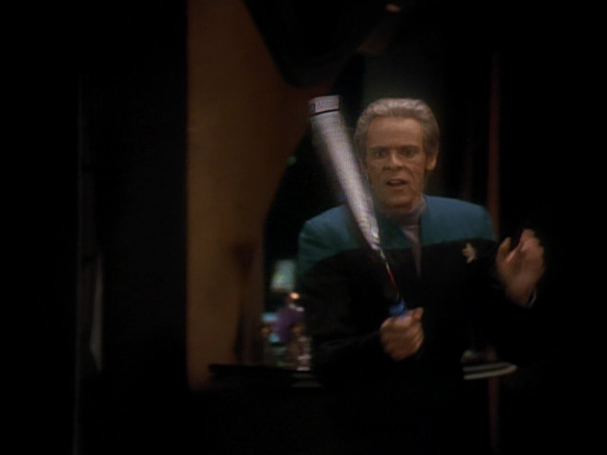 extant_StarTrek_DS9_3x18-DistantVoices_01989.jpg