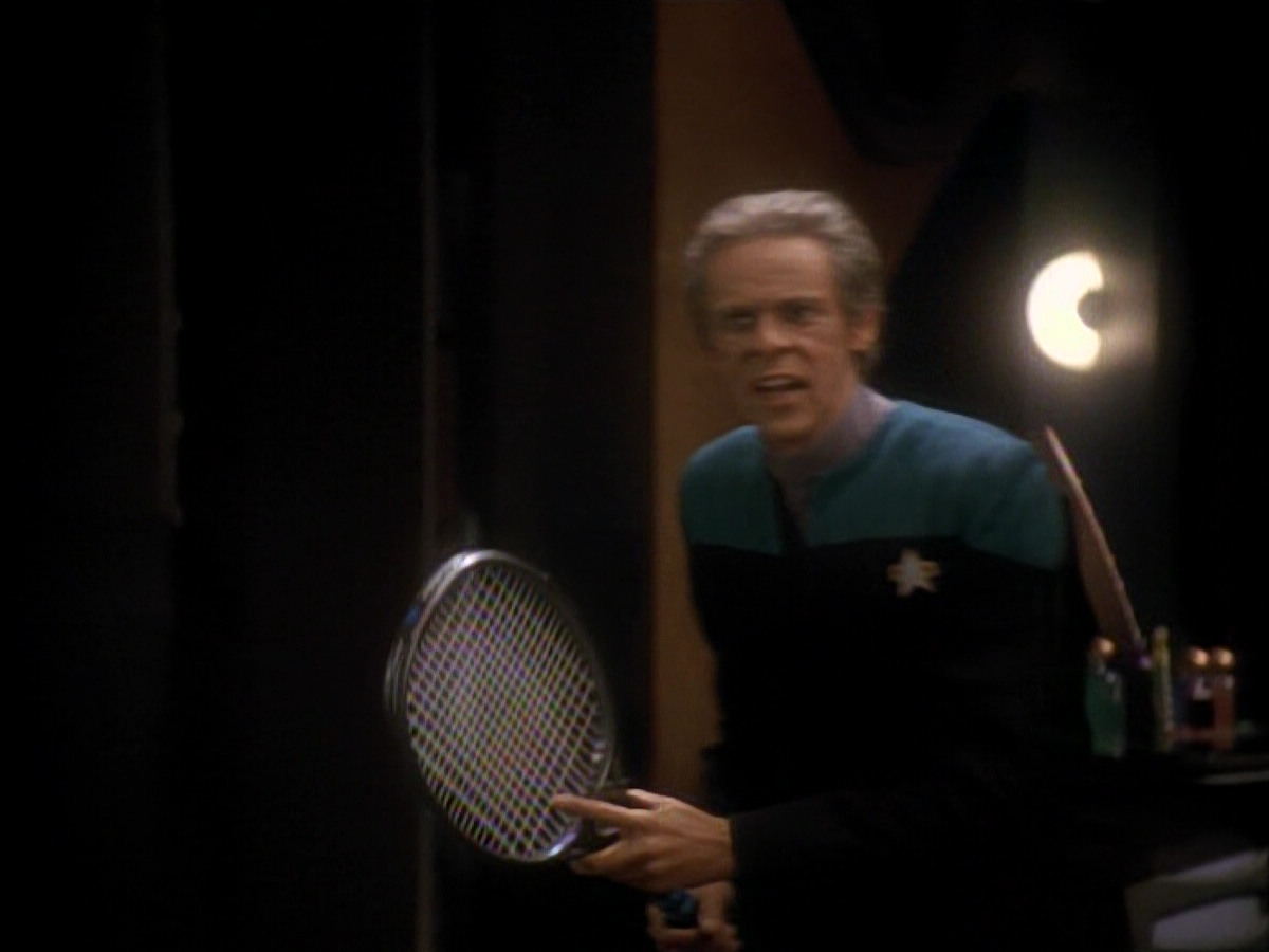 extant_StarTrek_DS9_3x18-DistantVoices_01996.jpg