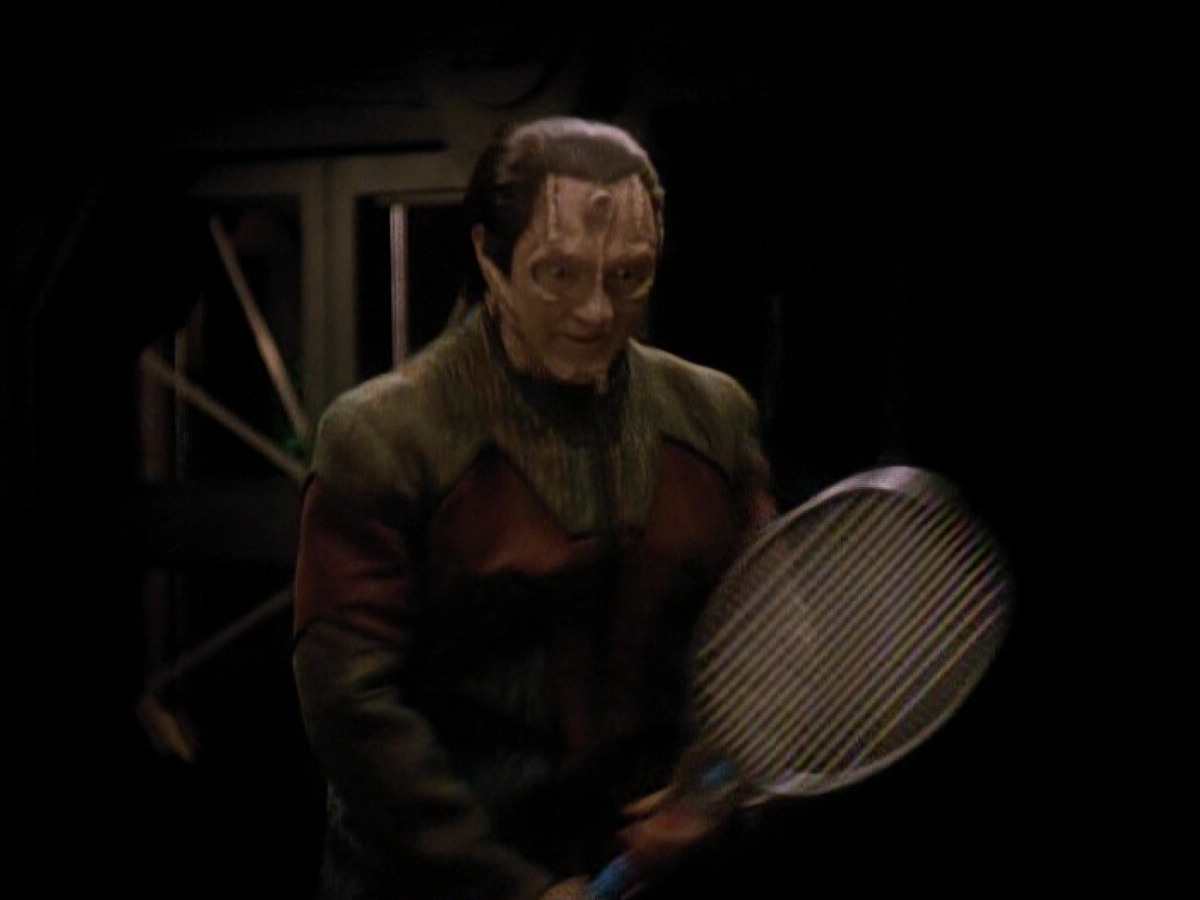 extant_StarTrek_DS9_3x18-DistantVoices_02003.jpg